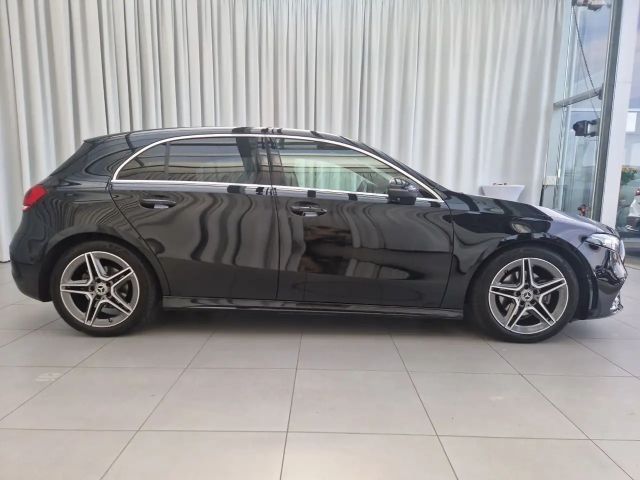 Mercedes-Benz A 180 AMG Line Hatchback