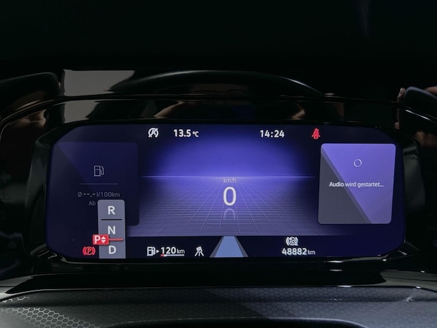 Volkswagen Golf 2.0 TSI DSG Golf VIII