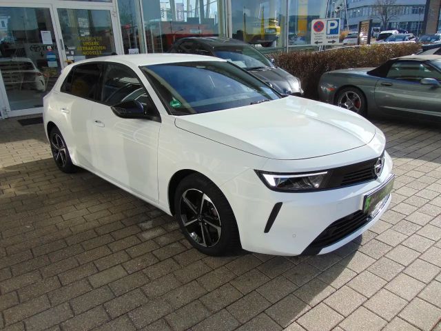 Opel Astra 1.2 Turbo Edition Turbo