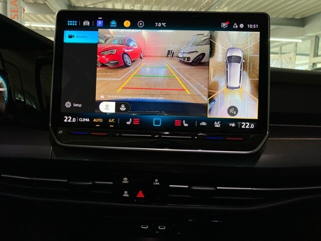 Volkswagen Golf 1.5 eTSI DSG Variant