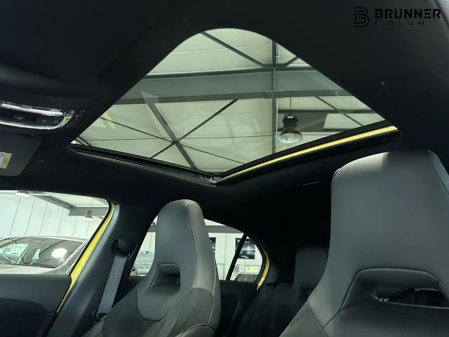 Mercedes-Benz A 220 4MATIC AMG Line