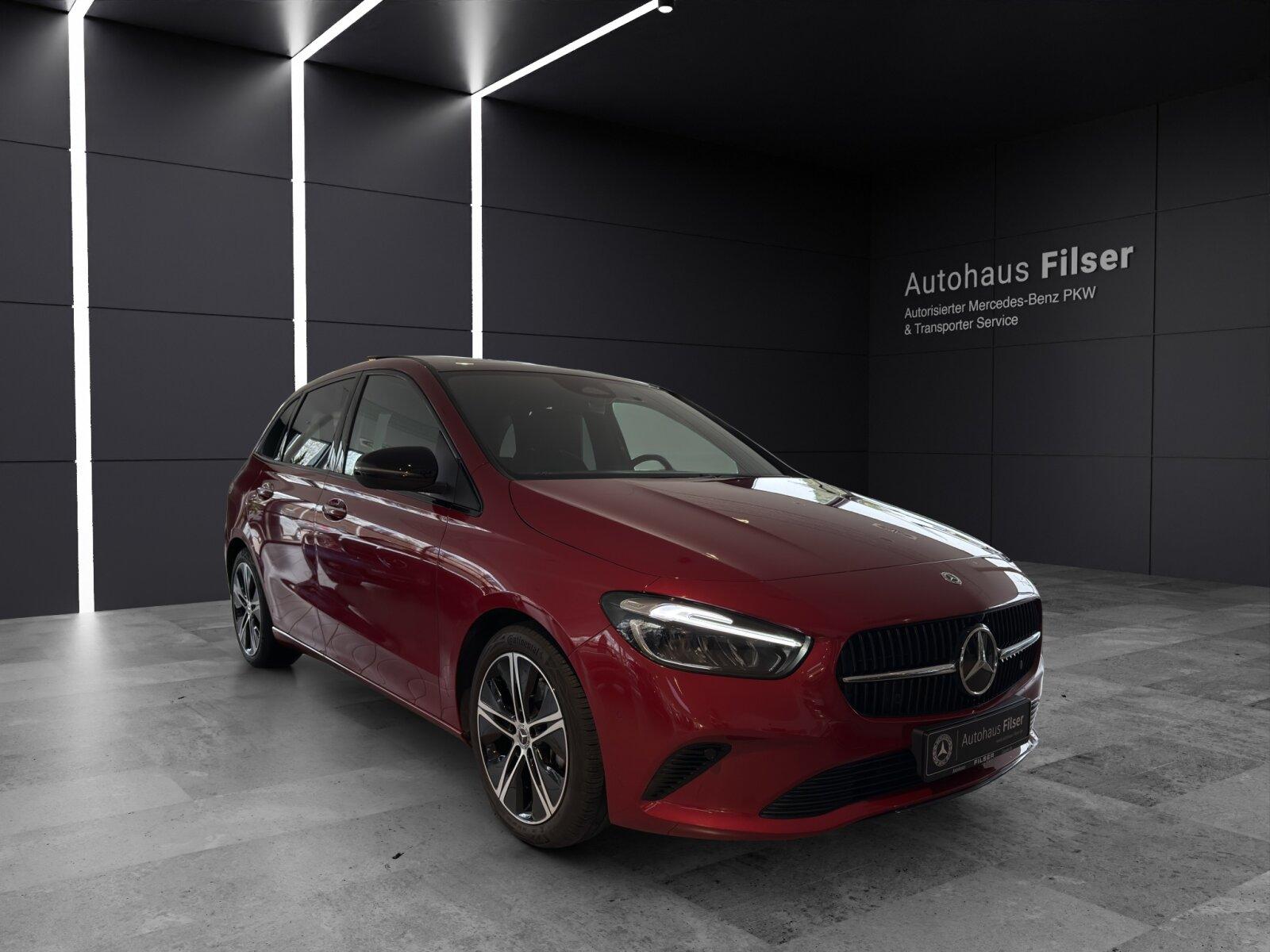 Mercedes-Benz B 180 Progressive Sedan