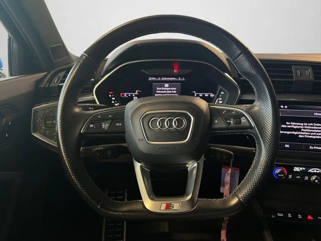 Audi Q3 35 TFSI S-Line