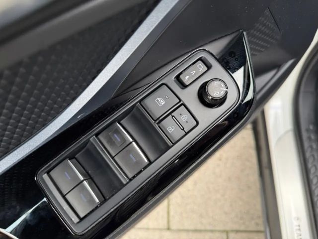 Toyota C-HR Hybride Team D