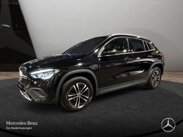 Mercedes-Benz GLA 200 GLA 200 d Style