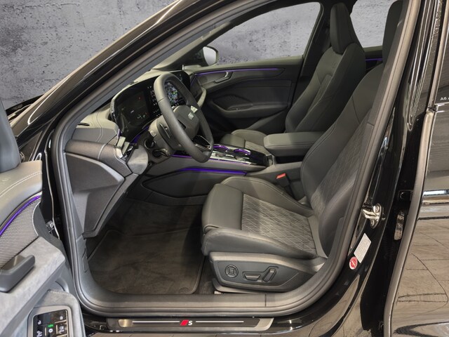 Audi A6 Avant Quattro S-Tronic