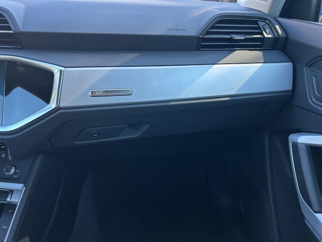 Audi Q3 35 TDI S-Tronic