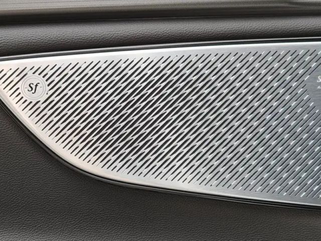 Maserati Grecale / Head-Up/ Ganzjahresreifen/ Panoramadach