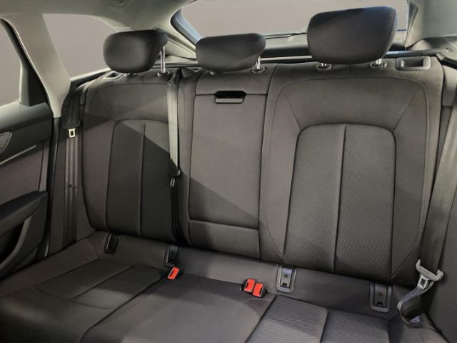 Audi A6 40 TDI Avant S-Tronic