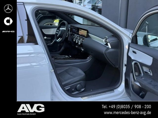 Mercedes-Benz A 200 AMG Line