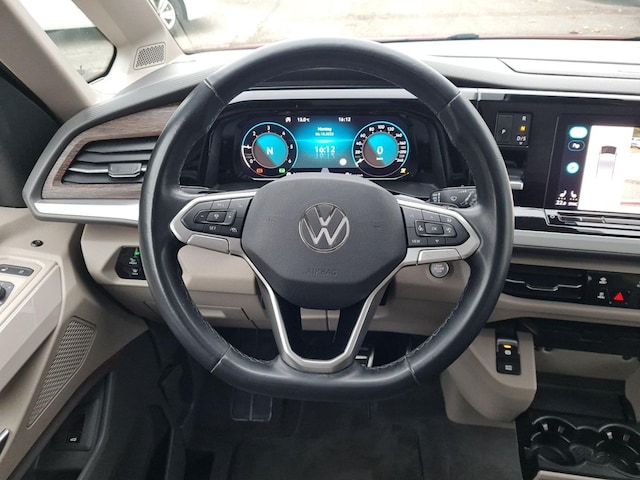 Volkswagen Multivan Lang Style T7