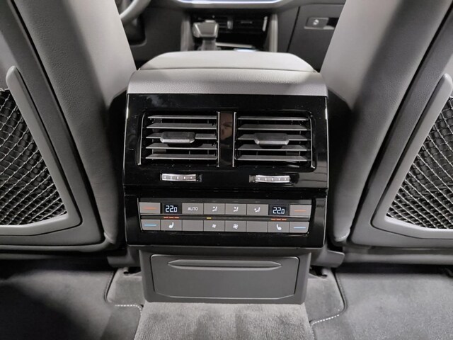 Volkswagen Touareg 3.0 V6 TDI R-Line Style