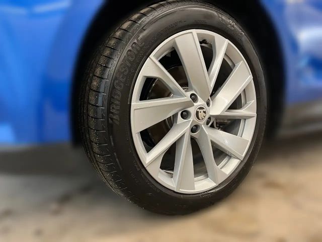 Skoda Enyaq 62 kWh *LED*Navi*PDC*LKRHZ*SmartLink*