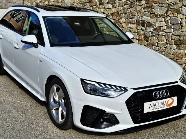 Audi A4 40 TDI Avant S-Line