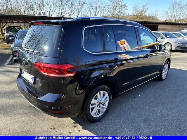 Volkswagen Touran 1.5 TSI DSG