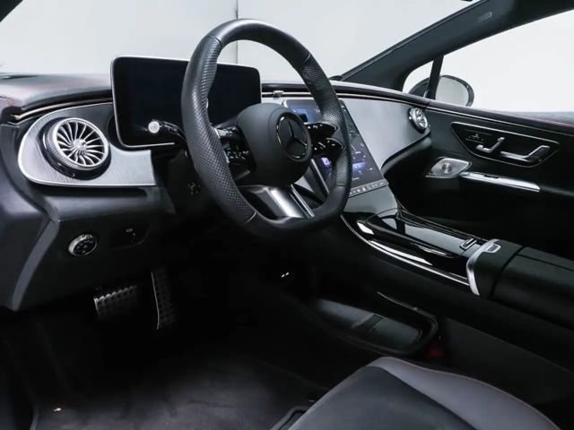 Mercedes-Benz EQE 300 AMG Line Sedan