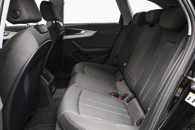 Audi A4 40 TFSI Avant S-Tronic