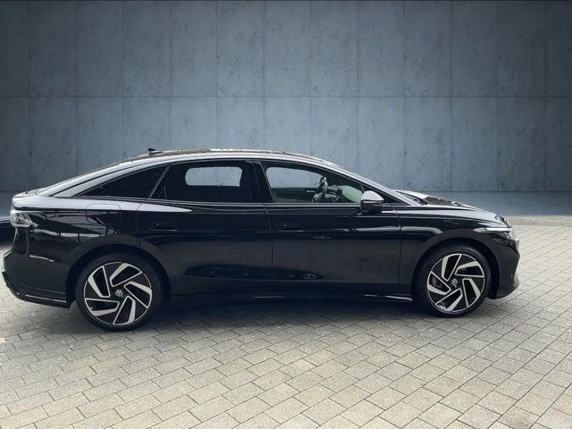 Volkswagen ID.7 IQ.Drive Pro