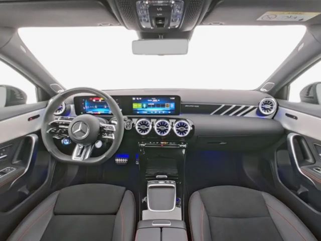Mercedes-Benz A 35 AMG AMG Line