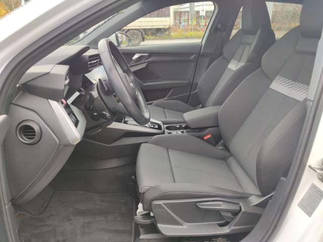 Audi A3 30 TFSI S-Tronic Sportback