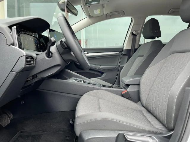 Volkswagen Golf 1.5 eTSI DSG Life