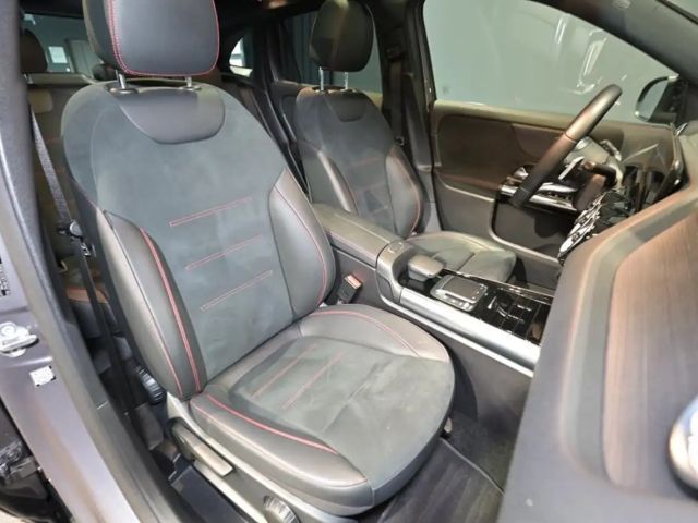 Mercedes-Benz GLA 250 AMG Line