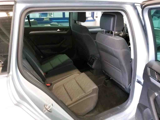 Volkswagen Passat 2.0 TDI Business DSG Variant