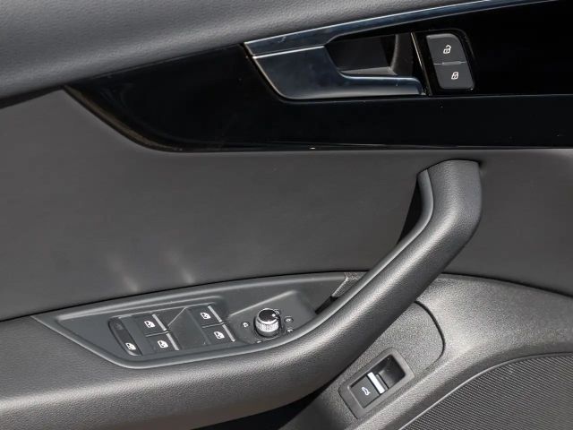Audi A4 40 TFSI Quattro S-Line