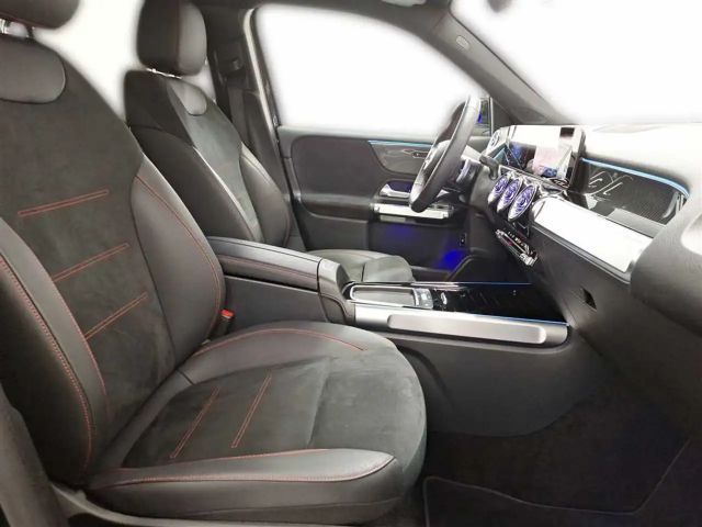 Mercedes-Benz GLB 220 4MATIC AMG Line