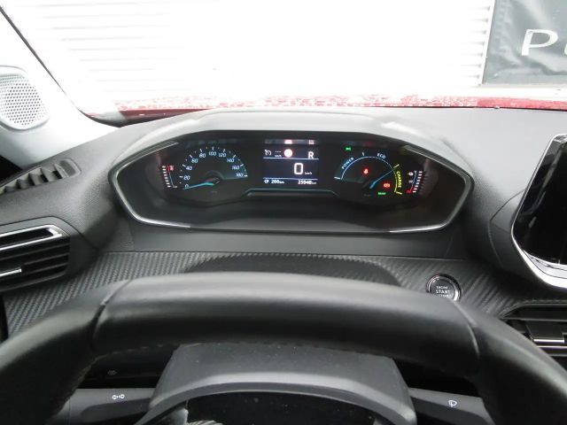 Peugeot E-2008 Active Pack