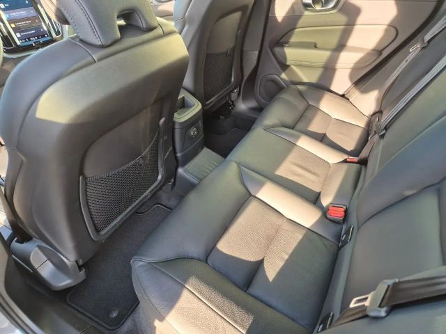 Volvo XC60 AWD Core T6