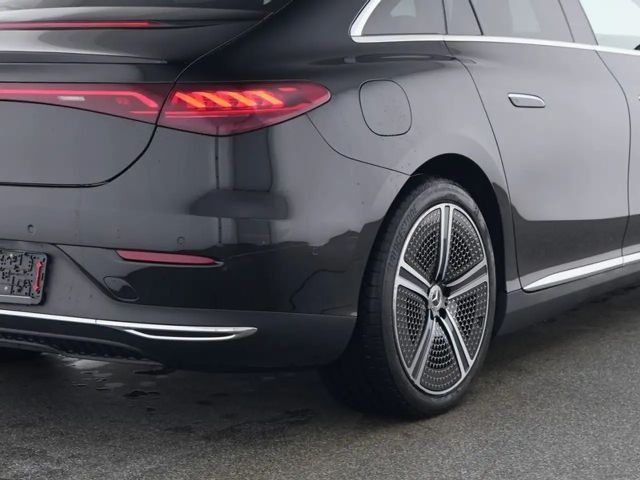 Mercedes-Benz EQE 350 Premium Sedan