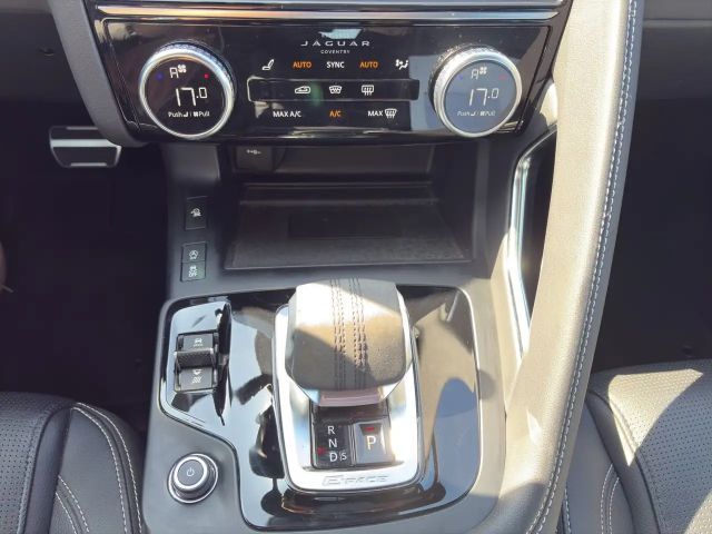 Jaguar E-Pace AWD D200 R-Dynamic SE