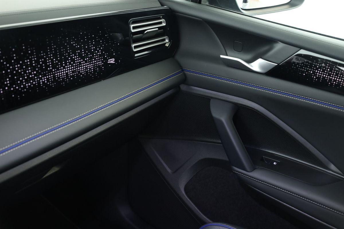 Volkswagen Tiguan 2.0 TSI DSG IQ.Drive R-Line