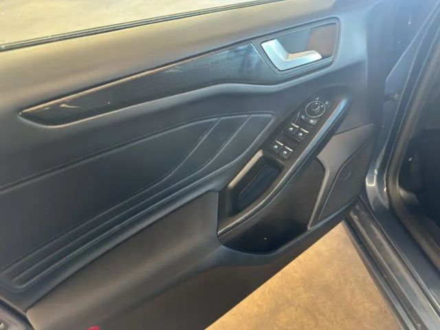 Ford Focus EcoBoost ST Line Wagon