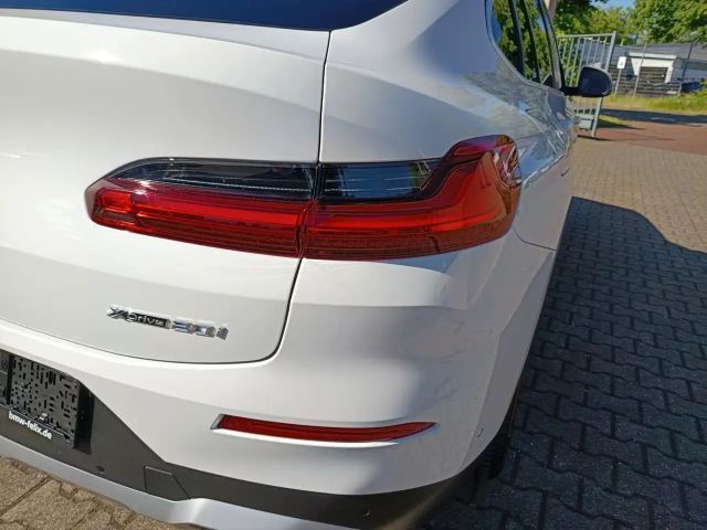 BMW X4 xDrive20i