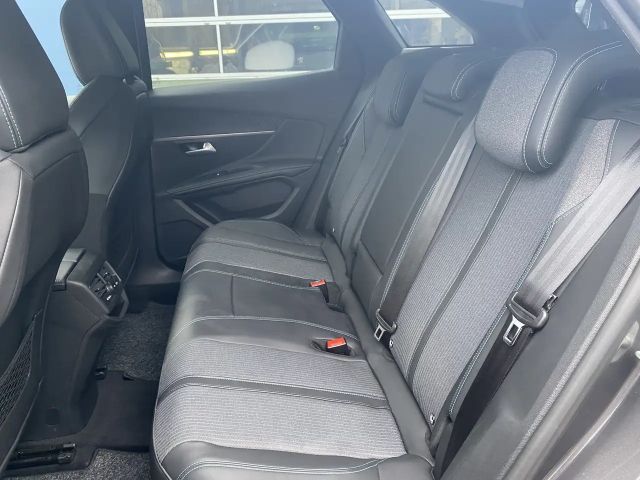 Peugeot 3008 Allure Pack EAT8 Hybrid