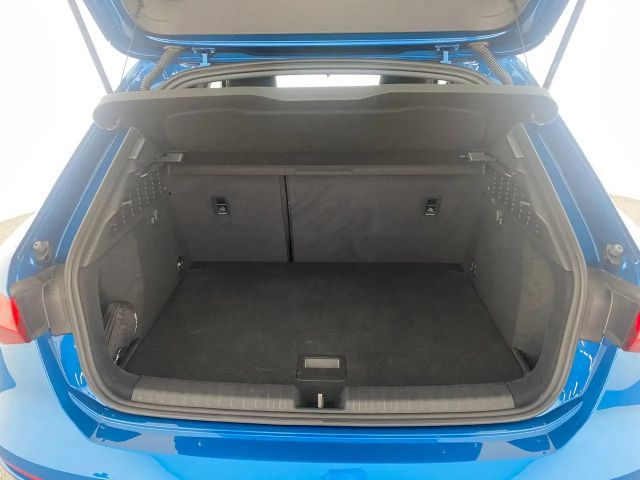 Audi A3 30 TDI Sedan