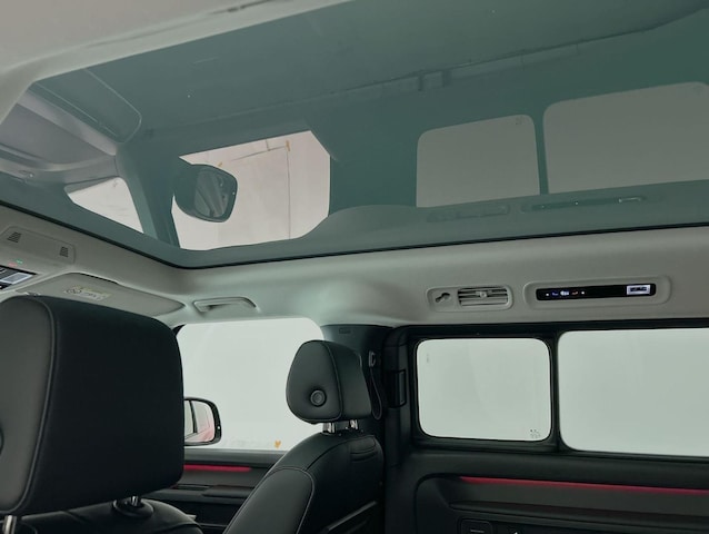 Volkswagen ID.Buzz lang 7-Sitzer AHK Pano LED