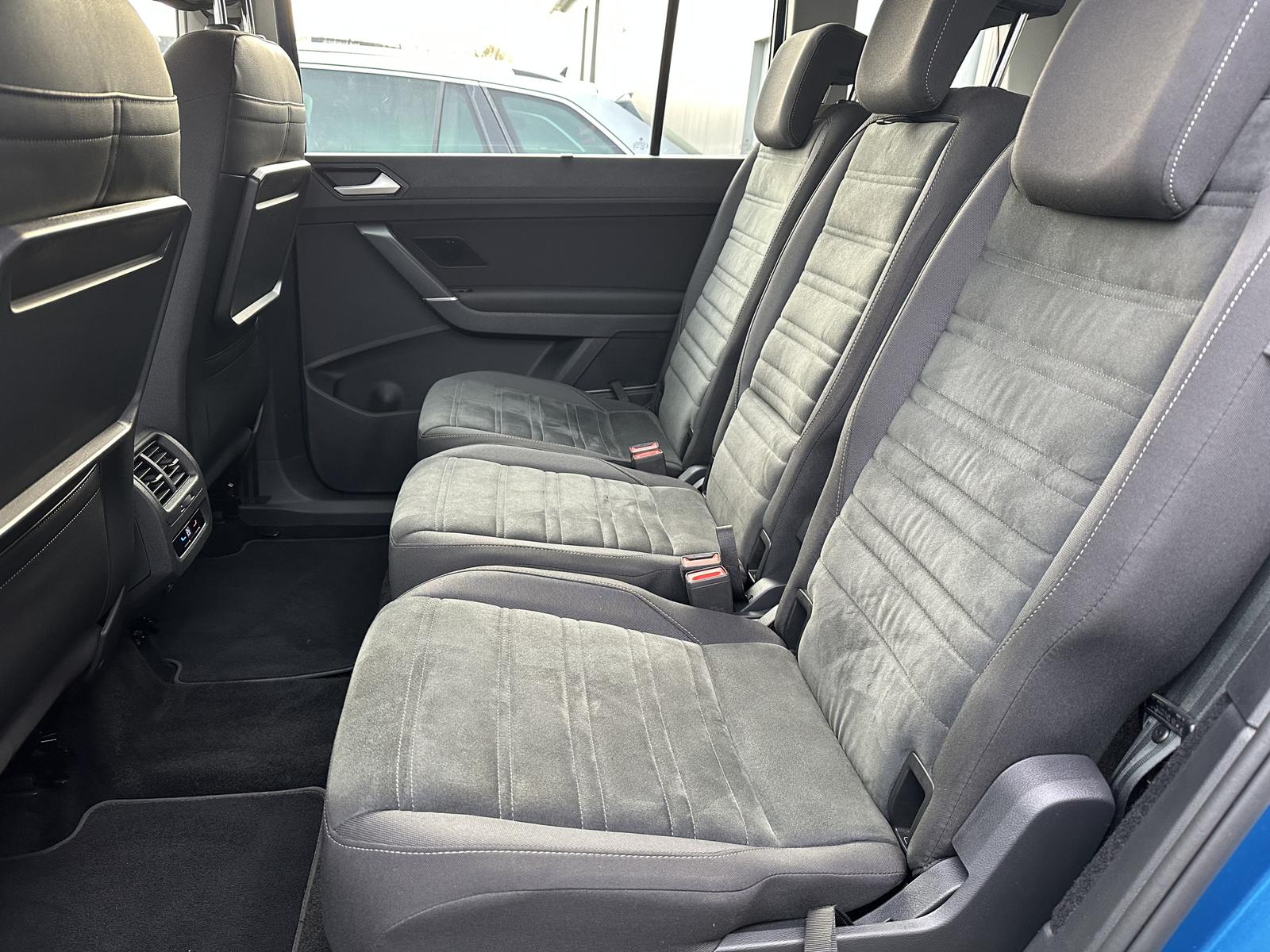 Volkswagen Touran 2.0 TDI DSG IQ.Drive