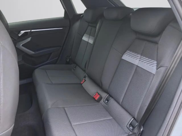 Audi A3 30 TDI Sedan Sportback