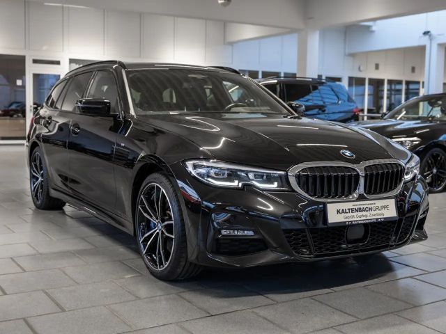 BMW 330 330e M-Sport Touring