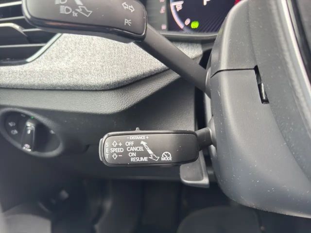 Skoda Kamiq Balance 1,5 TSI 150 PS 7-Gang DSG AHK schw