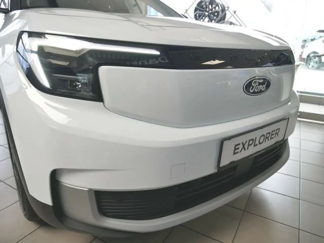 Ford Explorer EV Premium