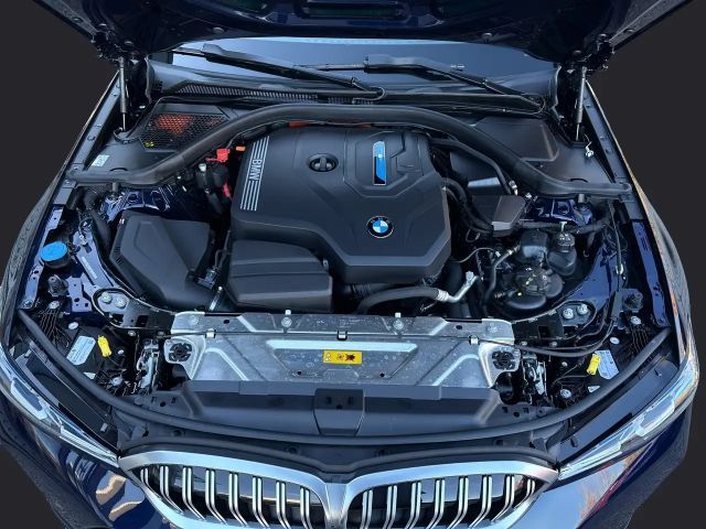 BMW 330 330e M-Sport Touring