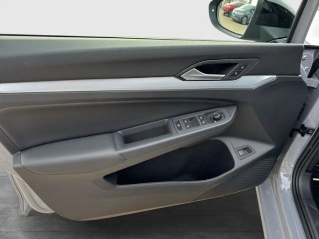 Volkswagen Golf 1.5 eTSI DSG Golf VIII Variant