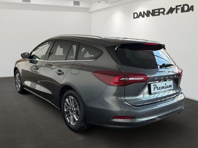 Ford Focus Titanium Wagon