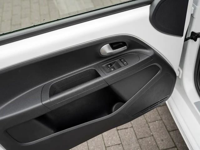 Volkswagen e-up! Plus Style