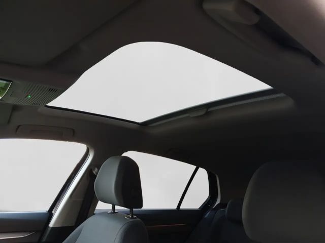 Volkswagen Golf 2.0 TDI DSG