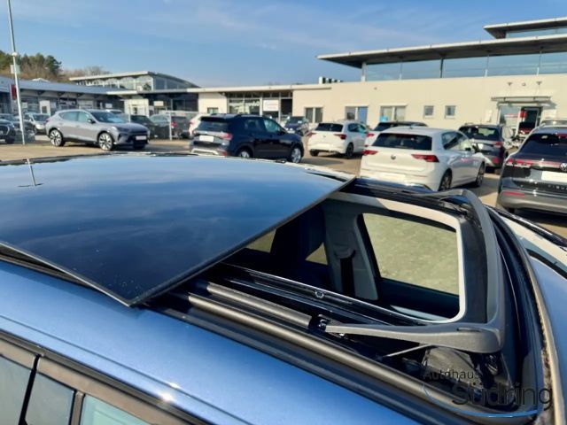 Volkswagen Golf Golf VIII Life